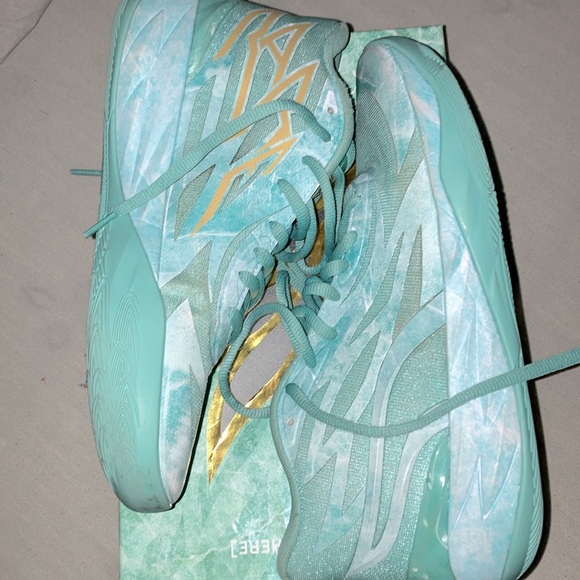 MB.02 Jade - Picture 1 of 5